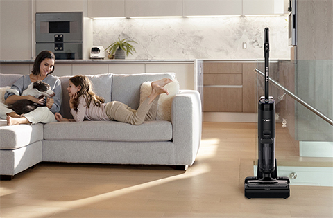 Tineco Nass-Trocken-Sauger Floor One S7 Flashdry PET, 70° Grad Heißluft-Trocknung, Selbstantrieb, 230 W, beutellos, beidseitige Kantenreinigung, automatische Saugleistungsanpassung