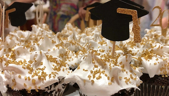cupcakes for graduation party